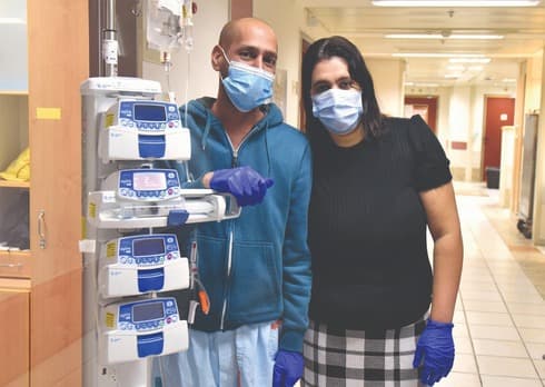 "היה ברור לשנינו שהפעם זה יהיה טיפול הרבה יותר אגרסיבי". מעיין ודור גז בבידוד ברמב"ם