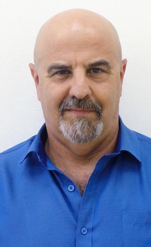 ירון חנן