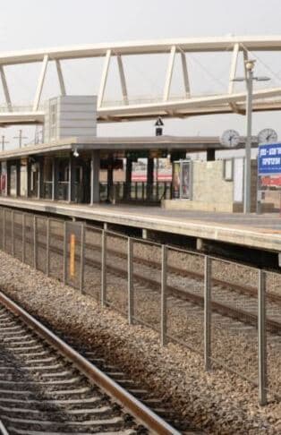 תחנת האוניברסיטה. תהפוך למרכז תחבורתי משולב