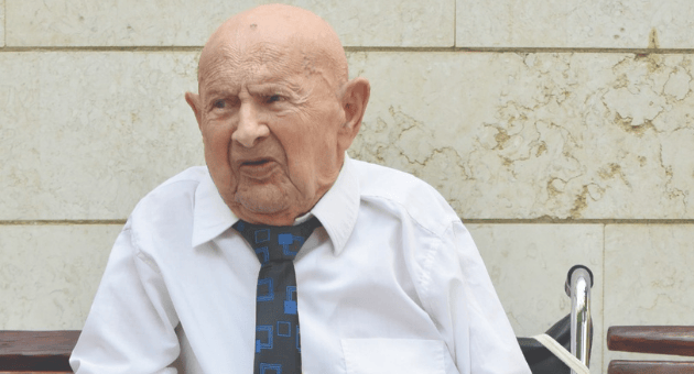 2 ילדים, 2 נכדים ו-2 נינים. סימיון קנר השבוע