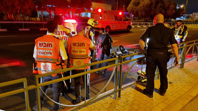 מהזירה ברחוב דרך המכבים בראשון לציון 