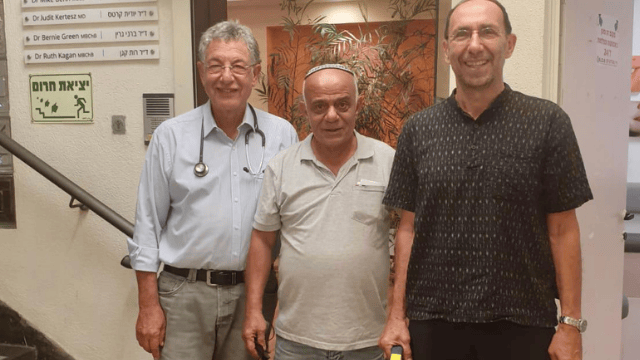 ד"ר מוך, בועז דניאל וד"ר ברני גרין