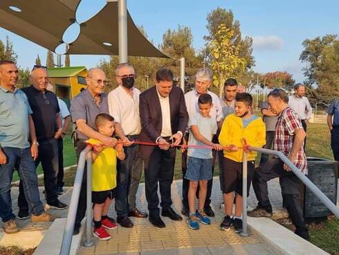 גוזרים את הסרט