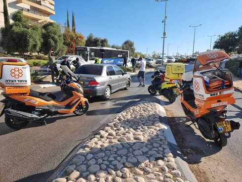 השניים פונו לחדר הטראומה בבית החולים
