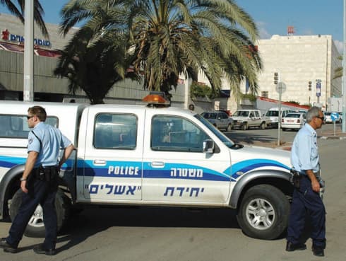 ניידת משטרה ברחובות באר שבע