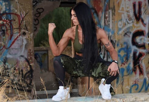 אמה גלים, שהצליחה בעסקי הקוסמטיקה, שינתה את חייה בעקבות הקורונה וזכתה בתואר אלופת המדינה בפיתוח גוף