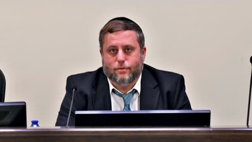 מיכי אלפר