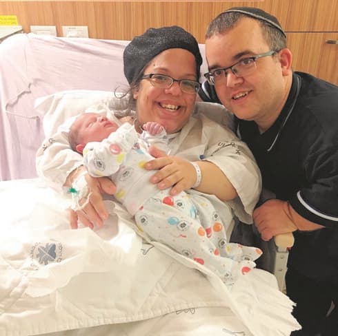 אחרי הלידה. "יאיר היה העובר האחרון ששרד"