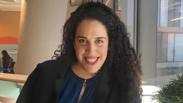 ענבר הוכברג