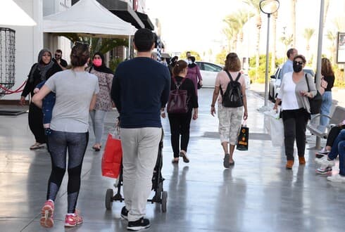 חגיגת הקניות לא פוסחת על מרכזי המסחר בבאר שבע  