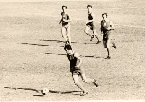 משחק באצטדיון בימים הגדולים