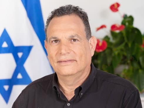 מנכ"ל חנ"י יצחק בלומנטל