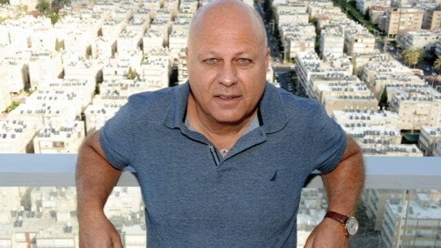 "יורים בתוך הנגמ"ש". מזרחי