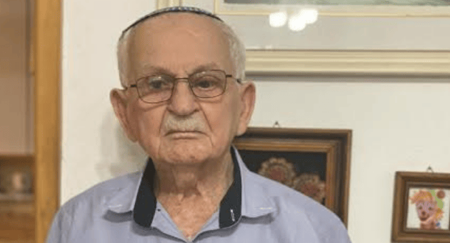 אהרון וייס
