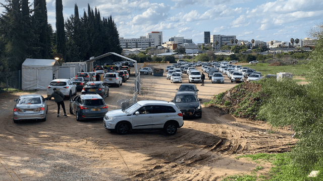 אתר הפרדסנות - בדיקות קורונה ברחובות