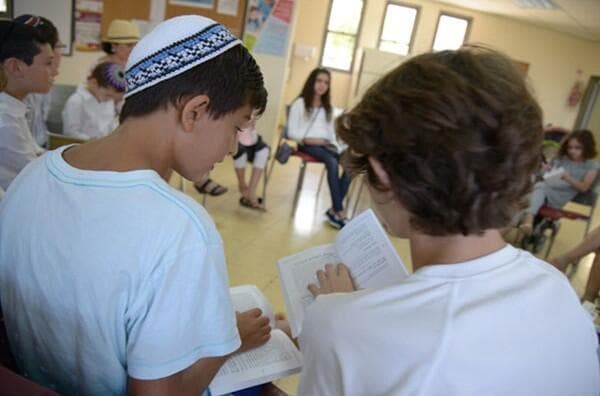 חילונים ודתיים יחד