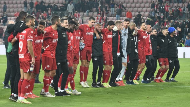 שחקני ב"ש חוגגים את הניצחון על בית"ר. נגד חדרה הייתה ירידה ברמה