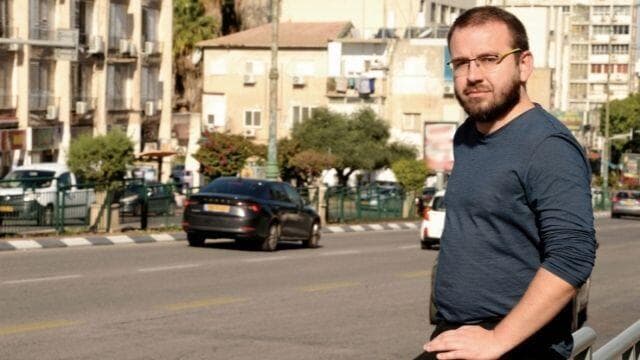 לסקוב