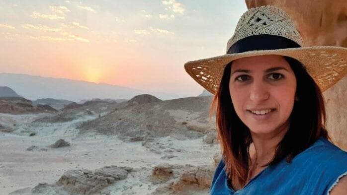 שמואלי מטיילת בערבה. "רוצה להגדיל את מספר המבקרים שמגיעים אלינו" | צילום: פרטי