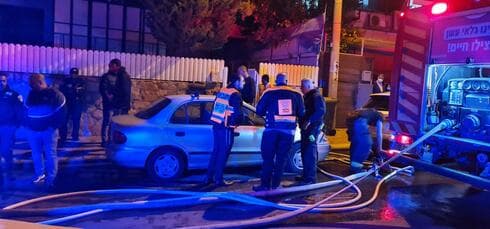 זירת השריפה בפתח תקוה