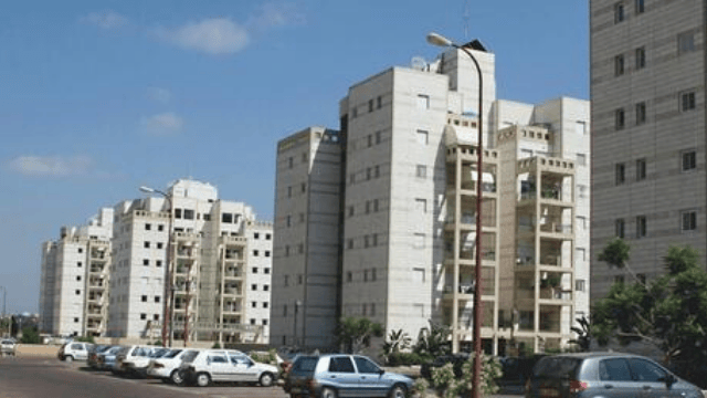 רחובות ההולנדית. צריך בית חב"ד בשכונה חילונית?