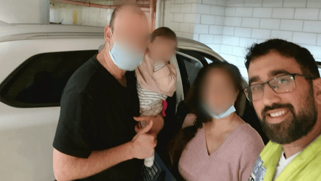 עידן סיני בפעולה