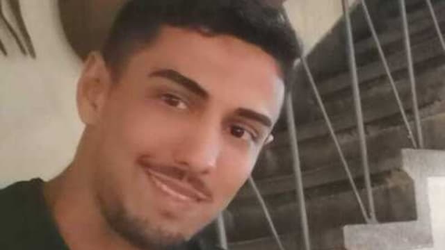 ליאור בן יוסף. מחכים לשיחת הטלפון הבאה
