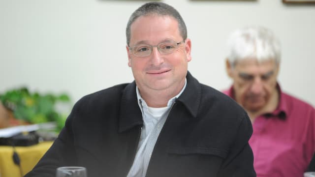 ניר קריסטל