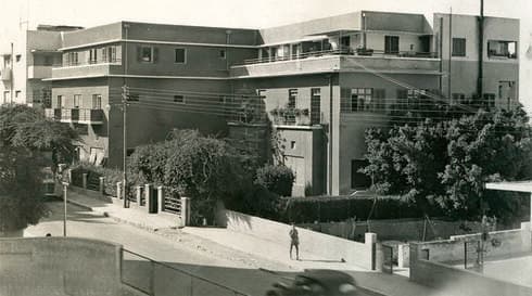 בית החלוצות יל"ג 4