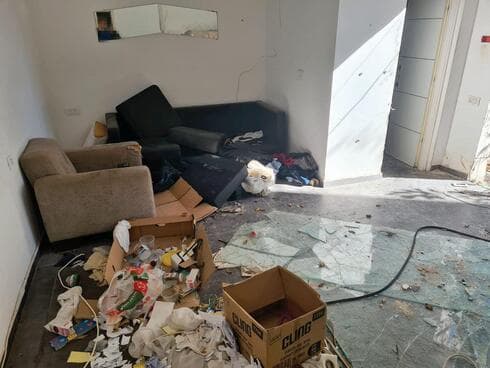 הדירה הנטושה המשמשת את מ' (צילום: פרטי) הדירה הנטושה המשמשת את מ'