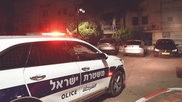 השכנים התלוננו על רעש 