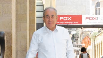 אקירוב