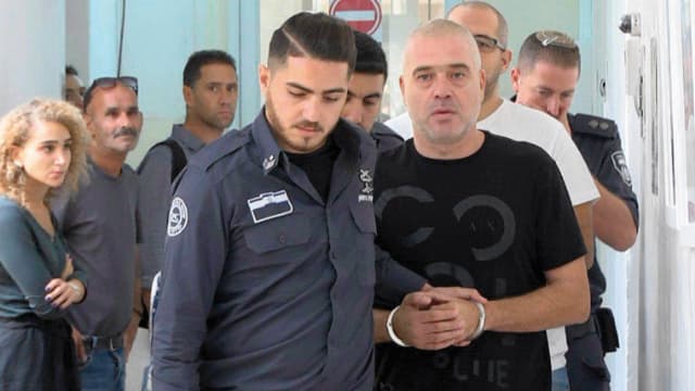 בר מוחא. מושך אש 