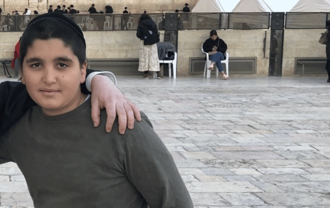 אליהו שור ז״ל. רק בן 12 אליהו שור ז״ל. רק בן 12