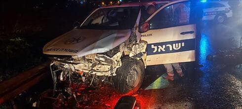 ניידת המשטרה שנפגעה בתאונה