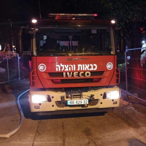 כבאית בזירת השריפה בביאליק