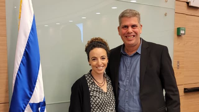 חבר המועצה עמיעד טאוב וחברת הכנסת עידית סילמן
