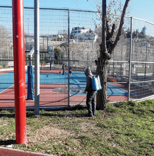 קרית יובל. ריסוס ליד ילדים קרית יובל. ריסוס ליד ילדים