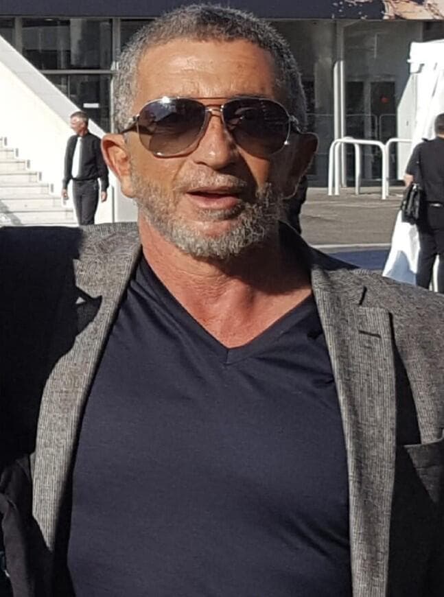 רוצה לתרום. ניסים ביליה