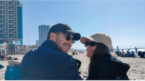 עומר דרור וחברתו עומר דרור וחברתו