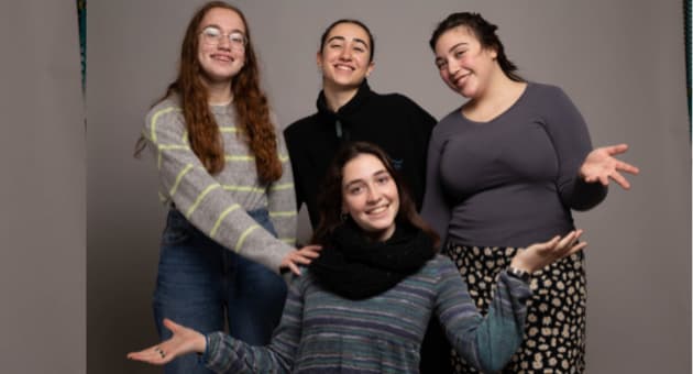 תלמידות תיכון רעות לאמנויות בחיפה. מגיעות מהעמק כדי להגשים את החלום (צילום: נטע המאירי) תלמידות תיכון רעות לאמנויות בחיפה