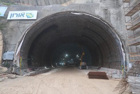 פריצת המנהרה השנייה. כביש המנהרות