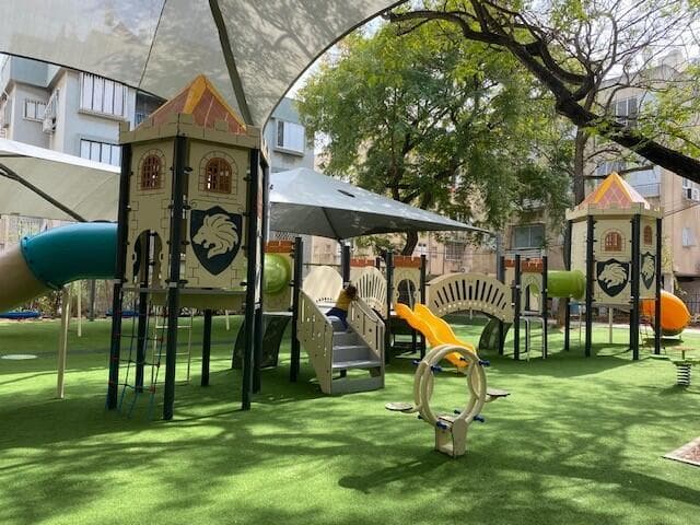מתיחת פנים לגן ברץ בחולון