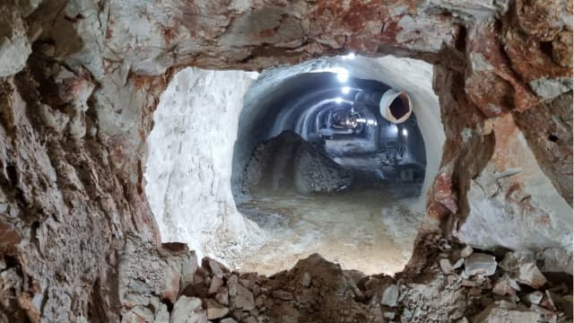 פריצת המנהרה השנייה. כביש המנהרות