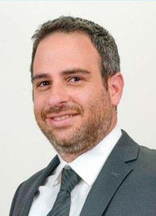 עו"ד דן כהן, מנהל מחלקת מקרקעין במשרד עורכי הדין "כהן־ערב" בבאר־שבע: "הגרלת הדירות עליה הכריזה הממשלה ברחבי הארץ, ובאזור הנגב, בפרט הינה פתרון זמני בלבד"