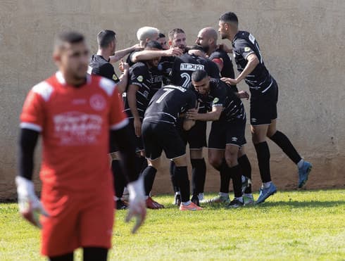 דבוקה עליזה אחרי כיבוש