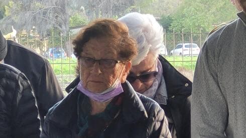האם שולה