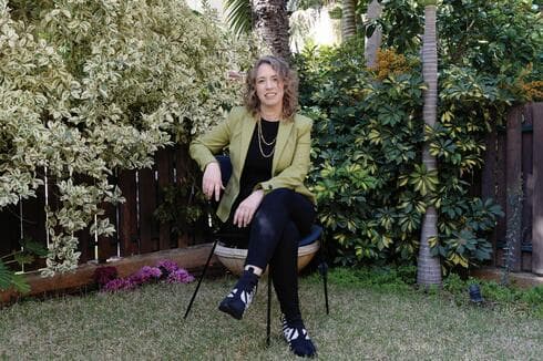 מירב שמואל