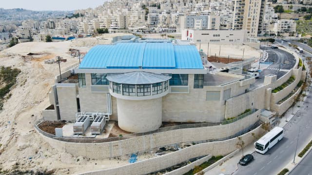 הקאנטרי החדש בהר חומה