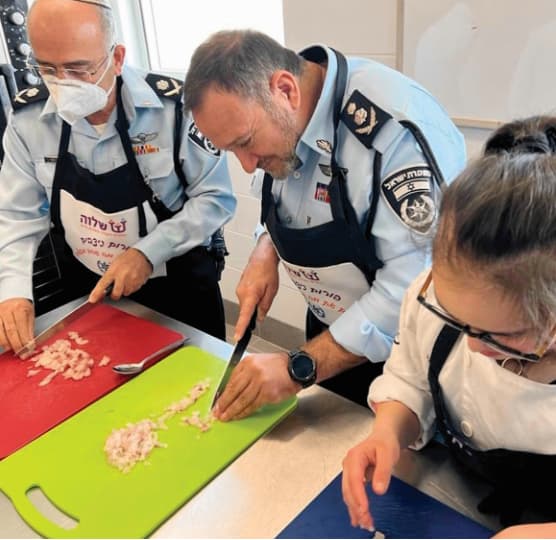 מפכ"ל המשטרה בארגון שלוה